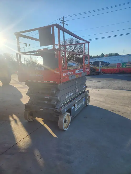 2016 Skyjack SJIII4632 Scissor Lift
