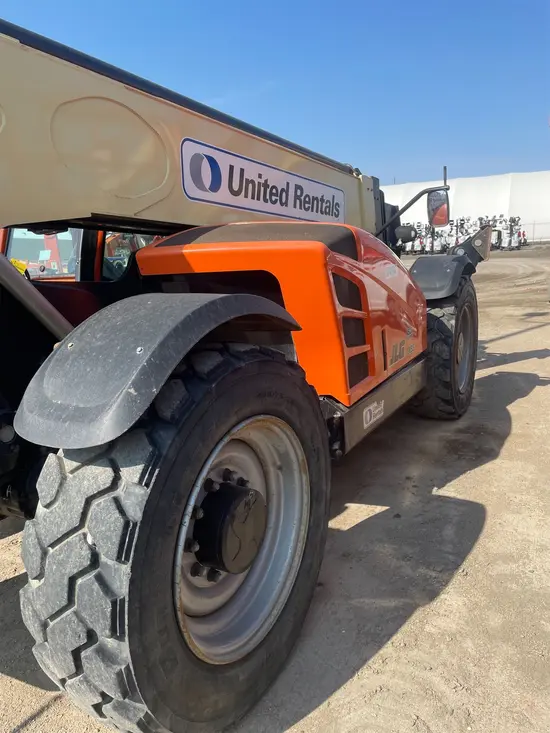 2018 JLG 1055 Forklift