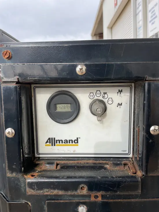 2019 Allmand NLV-ML3EC Portable Work Light
