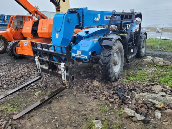 2015 Genie GTH-844 Forklift