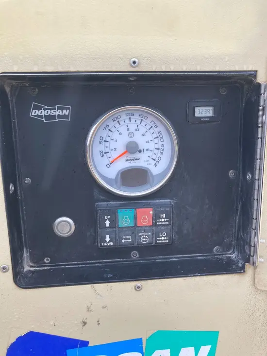2018 Doosan P425/HP375EXT3 Air Compressor