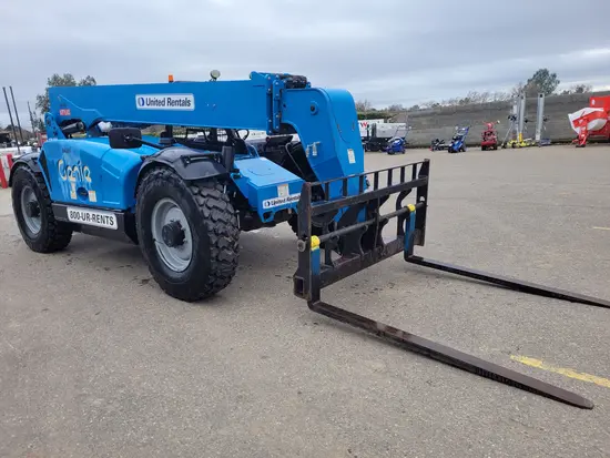 2015 Genie GTH-844 Forklift