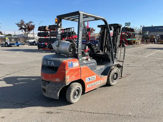 2018 Toyota 8FGU25 Warehouse Forklift