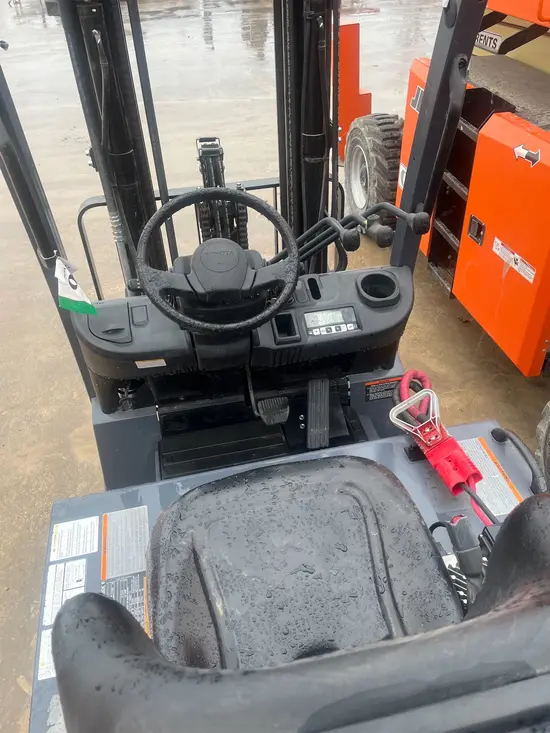2022 Toyota 8FBCU25 Warehouse Forklift