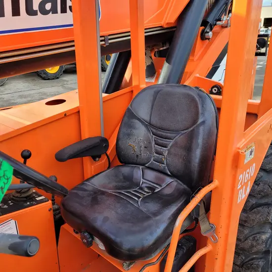 2015 SKYTRAK 8042 Forklift