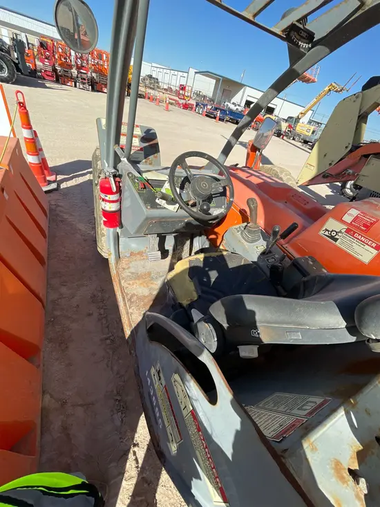 2014 XTREME XR842 Forklift
