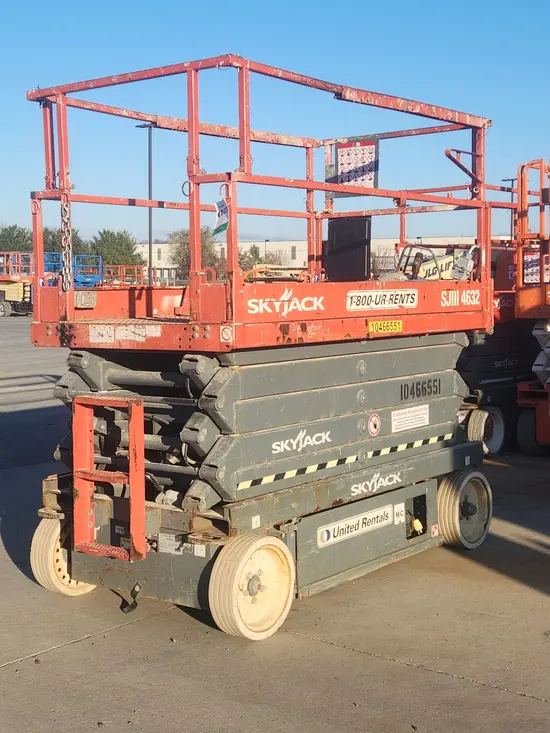 2016 Skyjack SJIII4632 Scissor Lift