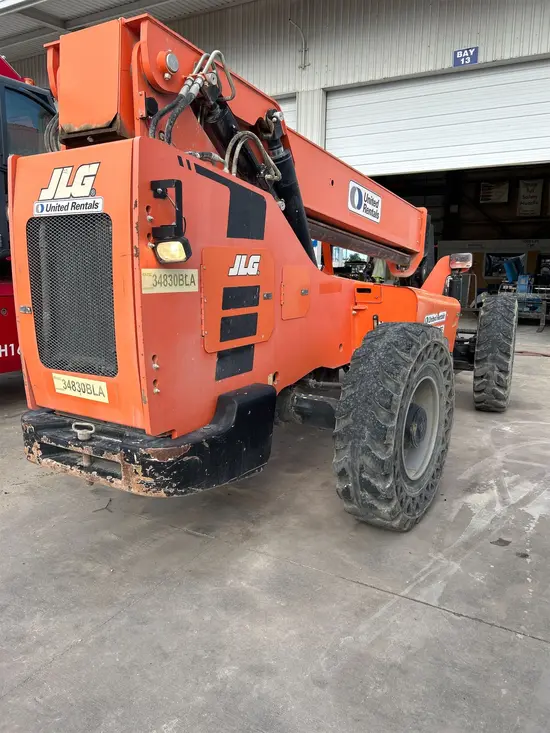 2016 SKYTRAK 8042 Forklift