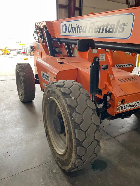 2017 SKYTRAK 6042 Forklift