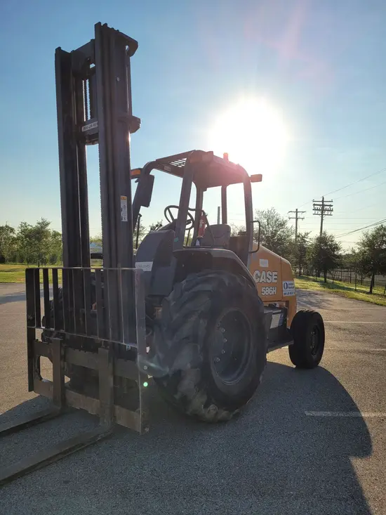 2019 Case 586H Forklift