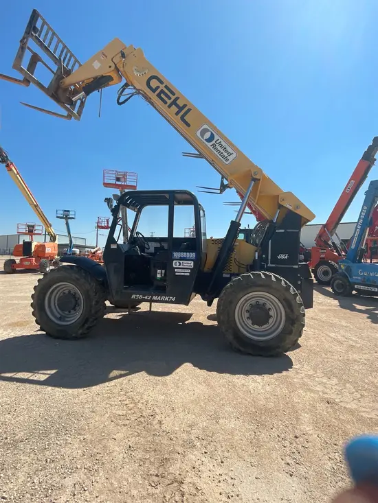 2019 Gehl RS8-42 Forklift