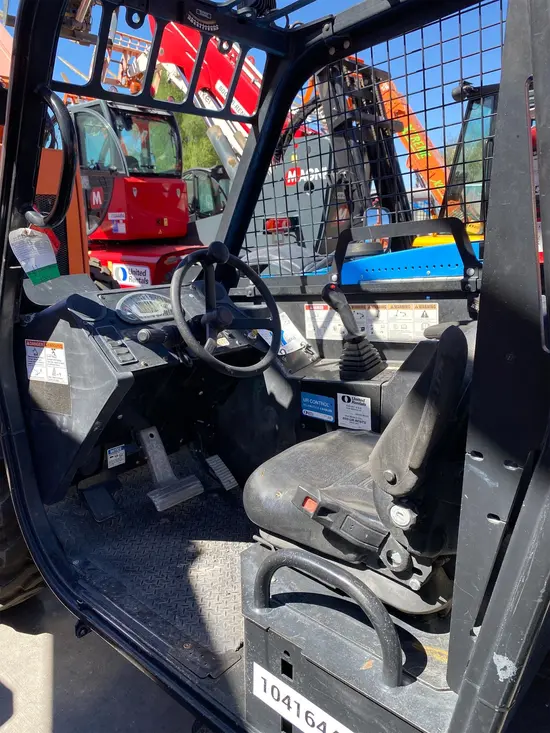 2015 Genie GTH-844 Forklift