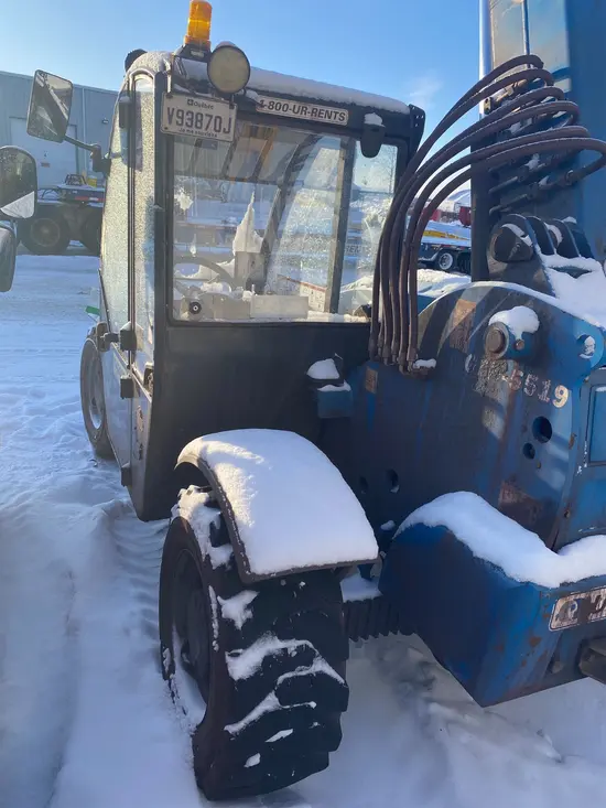 2015 Genie GTH-5519 Forklift