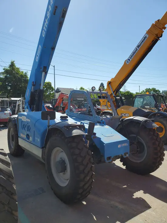 2013 Genie GTH-844D Forklift
