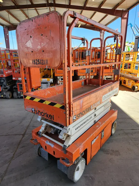 2017 Snorkel S3219E Scissor Lift