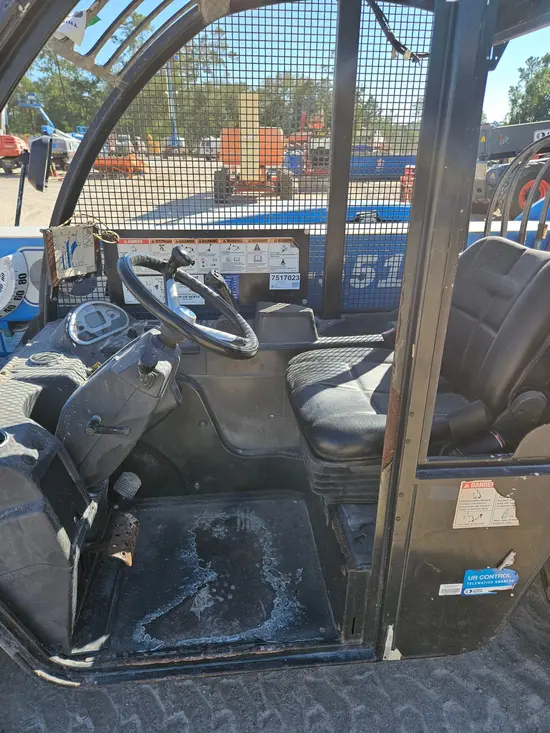 2017 Genie GTH-5519 Forklift