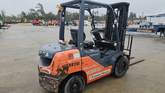 2017 Toyota 8FDU30 Warehouse Forklift