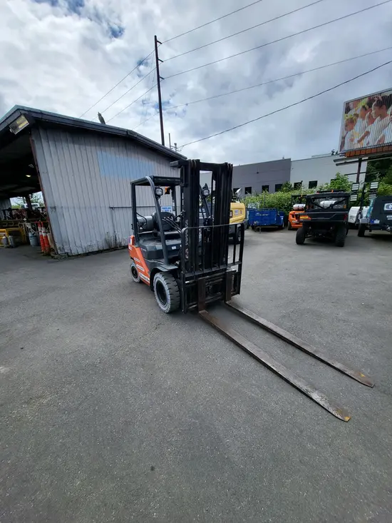 2018 Toyota 8FGU25 Warehouse Forklift