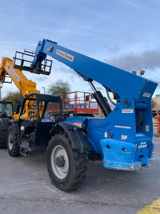 2015 Genie GTH-844 Forklift