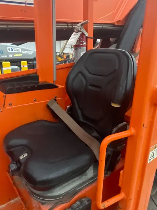 2017 SKYTRAK 8042 Forklift