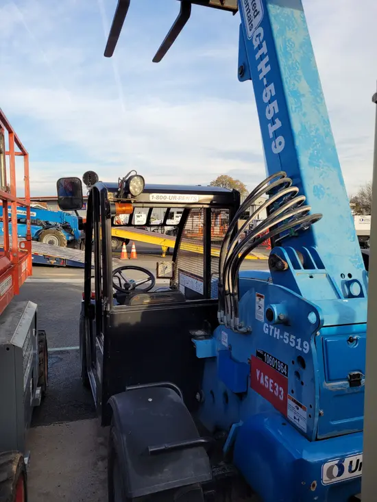 2017 Genie GTH-5519 Forklift
