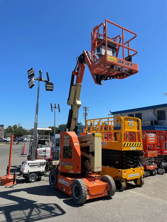 2016 JLG E300AJP Articulating Boom Lift
