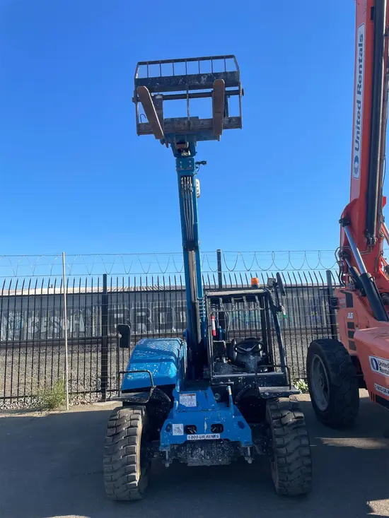 2018 Genie GTH-5519 Forklift