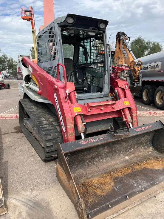 2017 Takeuchi TL12R2-CR Track Loader
