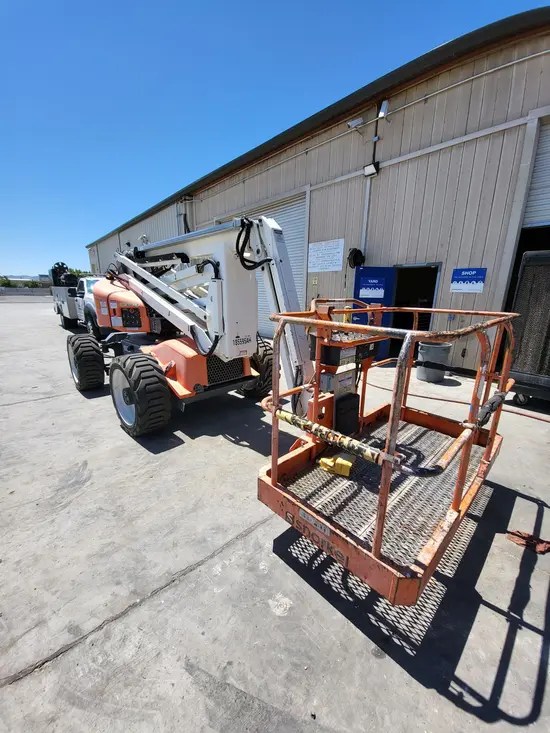 2017 Snorkel A46JRT Articulating Boom Lift