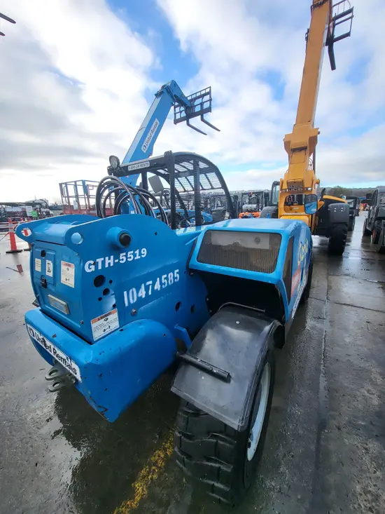 2016 Genie GTH-5519 Forklift