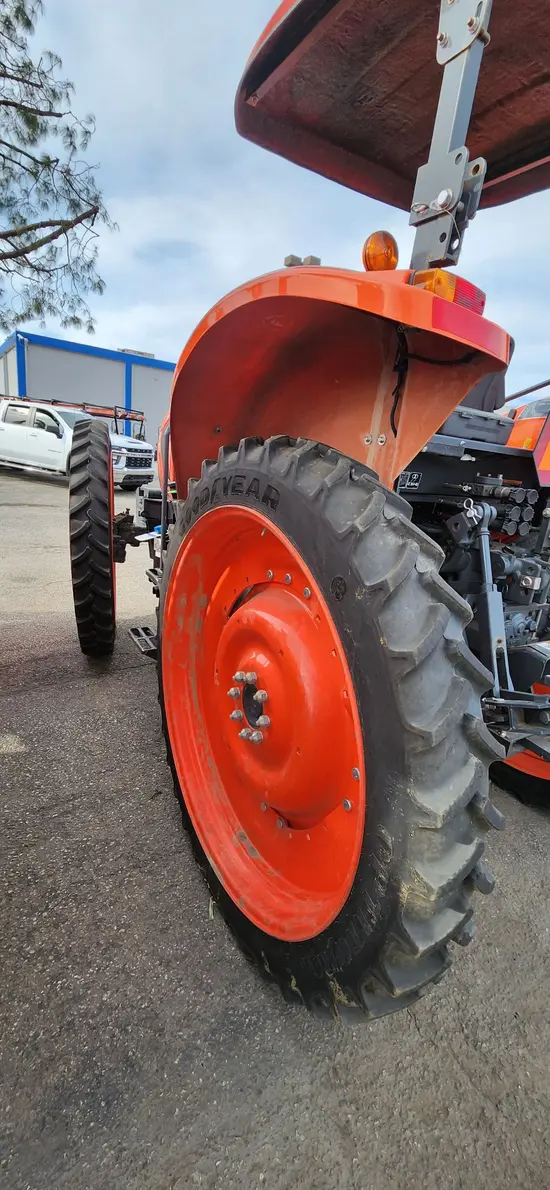 2022 Kubota M6H-101SHD Wheel Loader