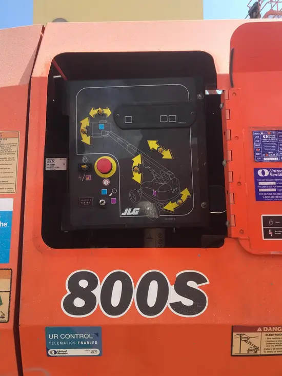 2017 JLG 800S Boom Lift
