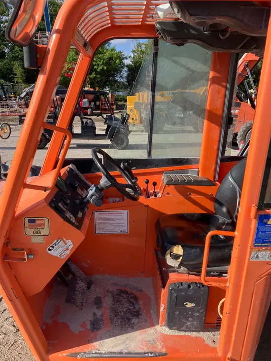 2016 SKYTRAK 6042 Forklift