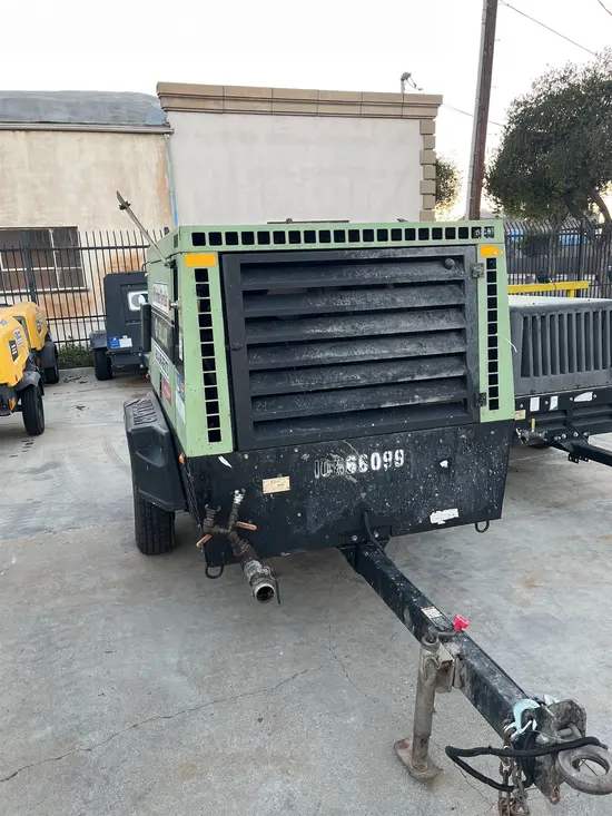 2017 Sullair 400HDPQ-CU Air Compressor