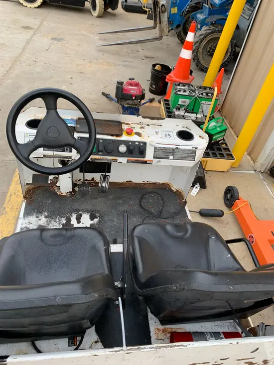 2018 Taylor Dunn B5-440-36 Utility Vehicle