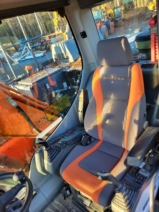 2017 Doosan DX140W-5-US20 Excavator
