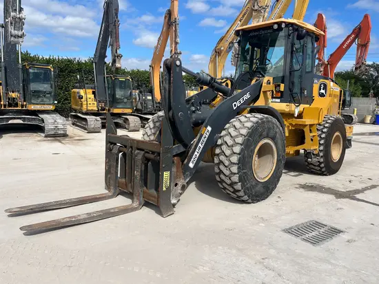 2019 John Deere 624L Wheel Loader