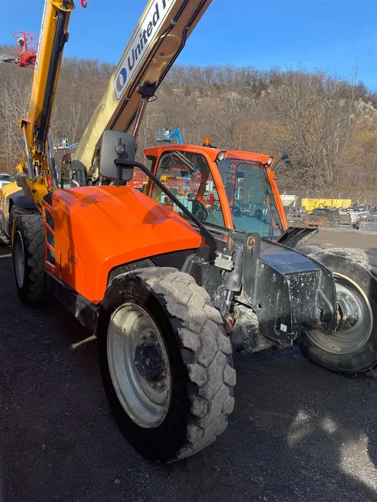 2016 JLG 642 Forklift