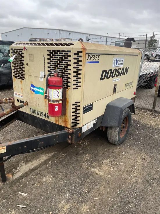 2016 Doosan XP375WJD Air Compressor
