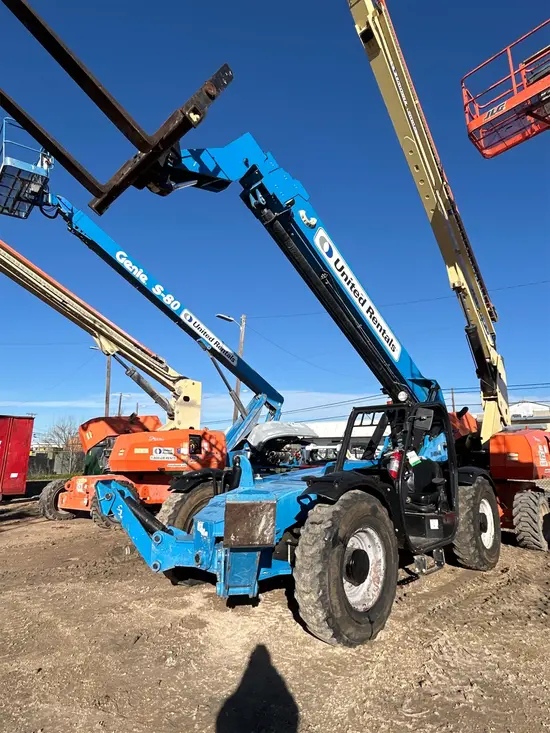 2016 Genie GTH-1056 Forklift