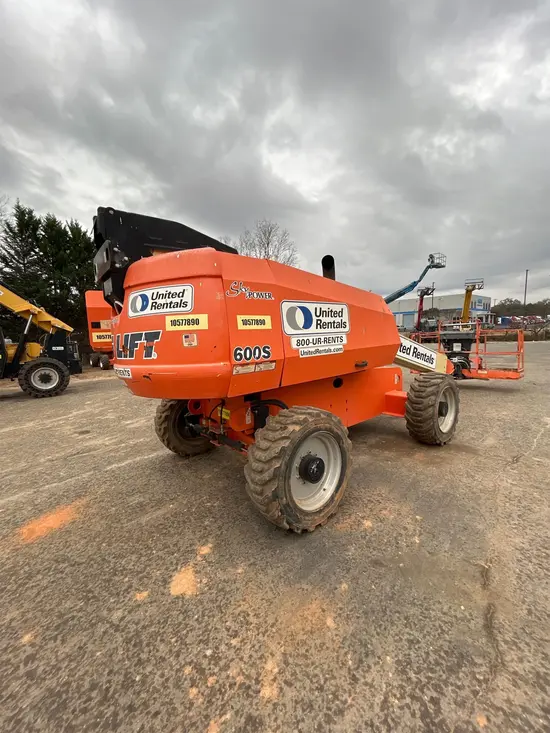 2017 JLG 600S Boom Lift
