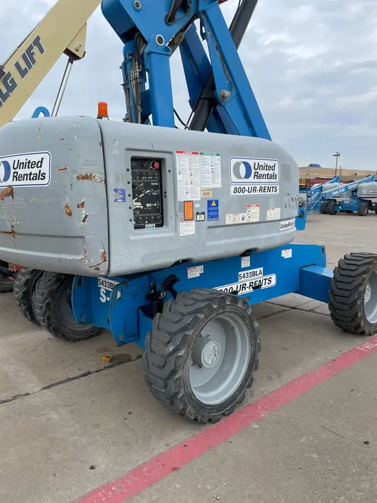 2014 Genie S-65 Boom Lift