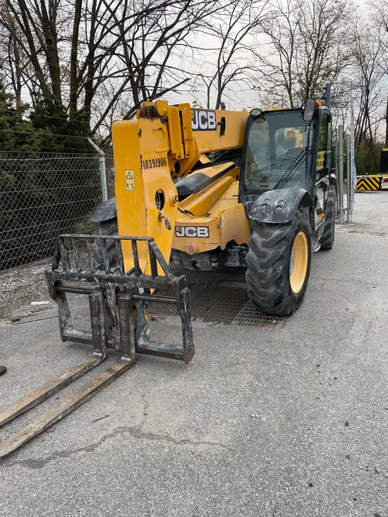 2015 JCB 507-42 Forklift