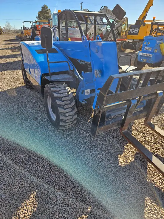 2017 Genie GTH-5519 Forklift