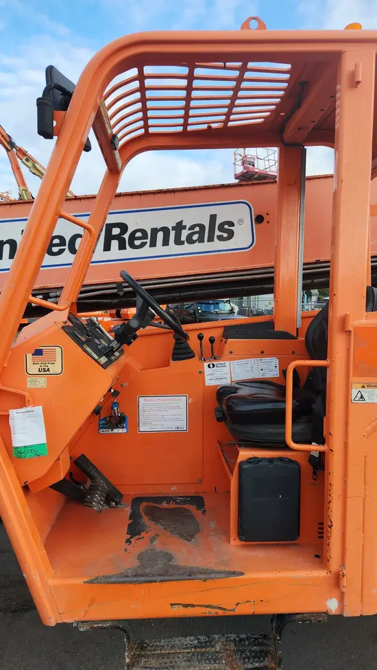 2016 SKYTRAK 6042 Forklift