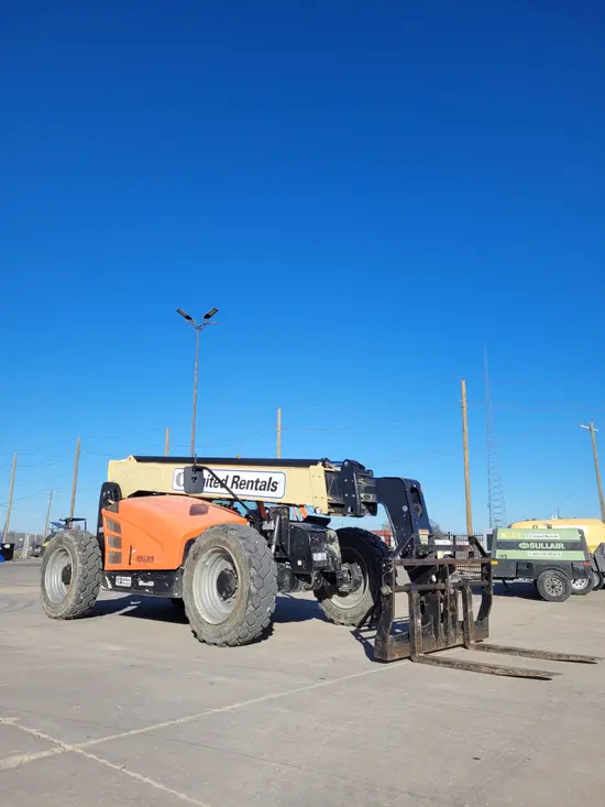 2016 JLG 642 Forklift