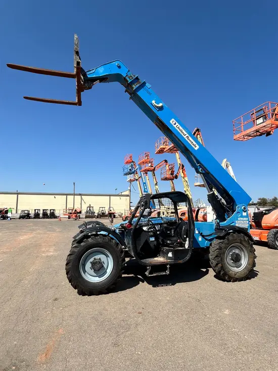 2016 Genie GTH-844 Forklift