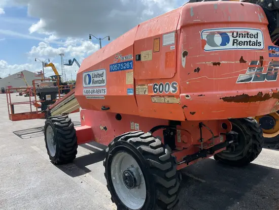 2017 JLG 600S Boom Lift