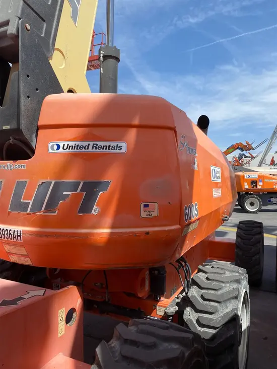 2017 JLG 600S Boom Lift