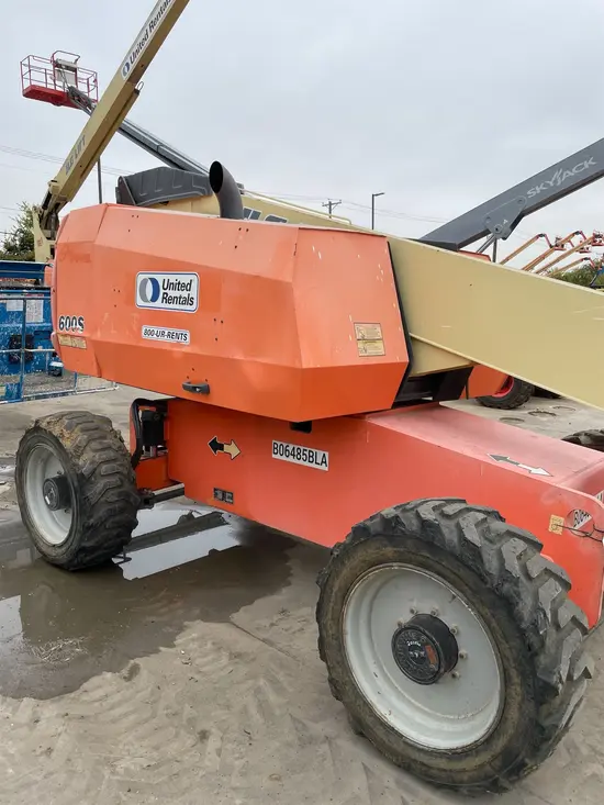 2013 JLG 600S Boom Lift
